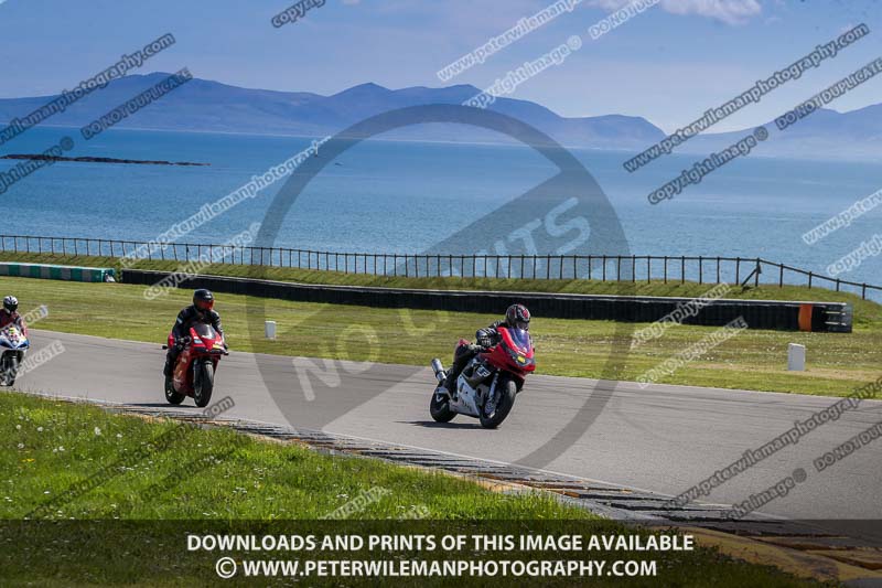 anglesey no limits trackday;anglesey photographs;anglesey trackday photographs;enduro digital images;event digital images;eventdigitalimages;no limits trackdays;peter wileman photography;racing digital images;trac mon;trackday digital images;trackday photos;ty croes