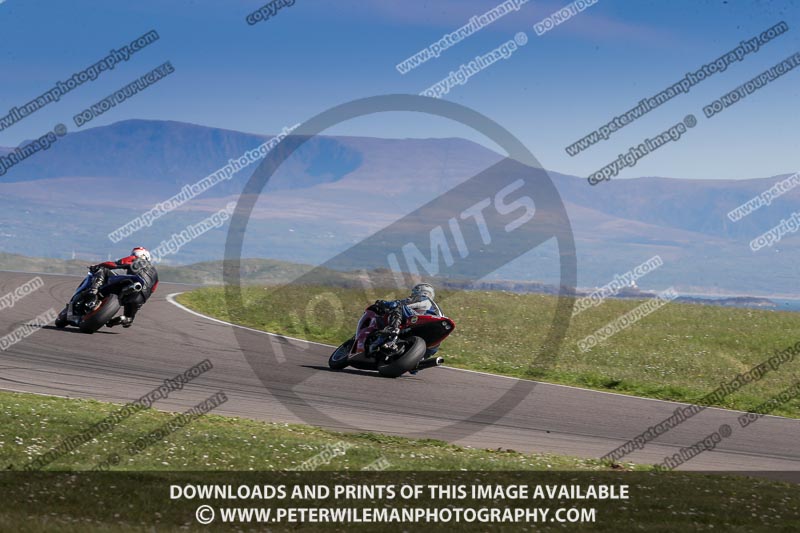 anglesey no limits trackday;anglesey photographs;anglesey trackday photographs;enduro digital images;event digital images;eventdigitalimages;no limits trackdays;peter wileman photography;racing digital images;trac mon;trackday digital images;trackday photos;ty croes