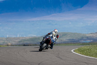 anglesey-no-limits-trackday;anglesey-photographs;anglesey-trackday-photographs;enduro-digital-images;event-digital-images;eventdigitalimages;no-limits-trackdays;peter-wileman-photography;racing-digital-images;trac-mon;trackday-digital-images;trackday-photos;ty-croes