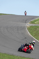 anglesey-no-limits-trackday;anglesey-photographs;anglesey-trackday-photographs;enduro-digital-images;event-digital-images;eventdigitalimages;no-limits-trackdays;peter-wileman-photography;racing-digital-images;trac-mon;trackday-digital-images;trackday-photos;ty-croes