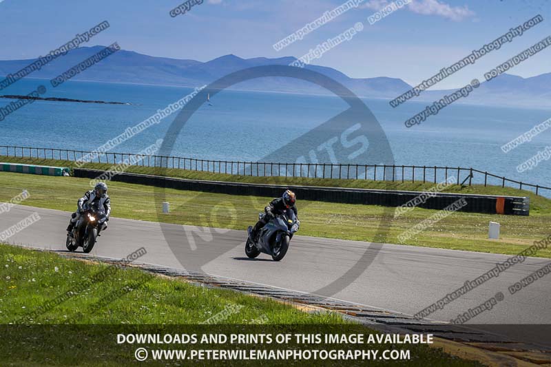 anglesey no limits trackday;anglesey photographs;anglesey trackday photographs;enduro digital images;event digital images;eventdigitalimages;no limits trackdays;peter wileman photography;racing digital images;trac mon;trackday digital images;trackday photos;ty croes