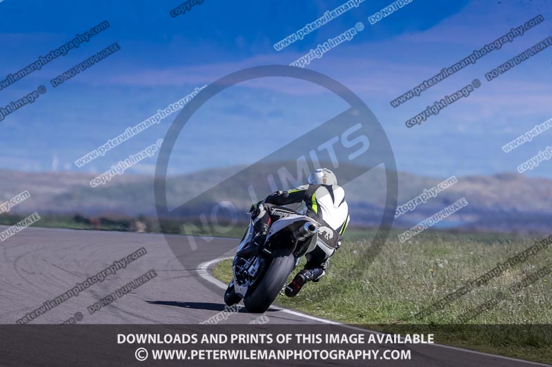 anglesey no limits trackday;anglesey photographs;anglesey trackday photographs;enduro digital images;event digital images;eventdigitalimages;no limits trackdays;peter wileman photography;racing digital images;trac mon;trackday digital images;trackday photos;ty croes