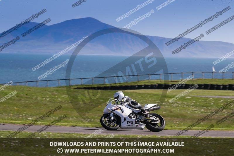 anglesey no limits trackday;anglesey photographs;anglesey trackday photographs;enduro digital images;event digital images;eventdigitalimages;no limits trackdays;peter wileman photography;racing digital images;trac mon;trackday digital images;trackday photos;ty croes