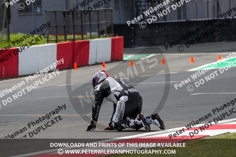 donington no limits trackday;donington park photographs;donington trackday photographs;no limits trackdays;peter wileman photography;trackday digital images;trackday photos