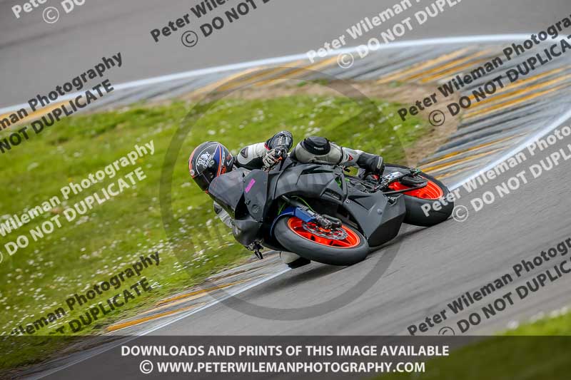 PJM Photography;anglesey no limits trackday;anglesey photographs;anglesey trackday photographs;enduro digital images;event digital images;eventdigitalimages;no limits trackdays;peter wileman photography;racing digital images;trac mon;trackday digital images;trackday photos;ty croes