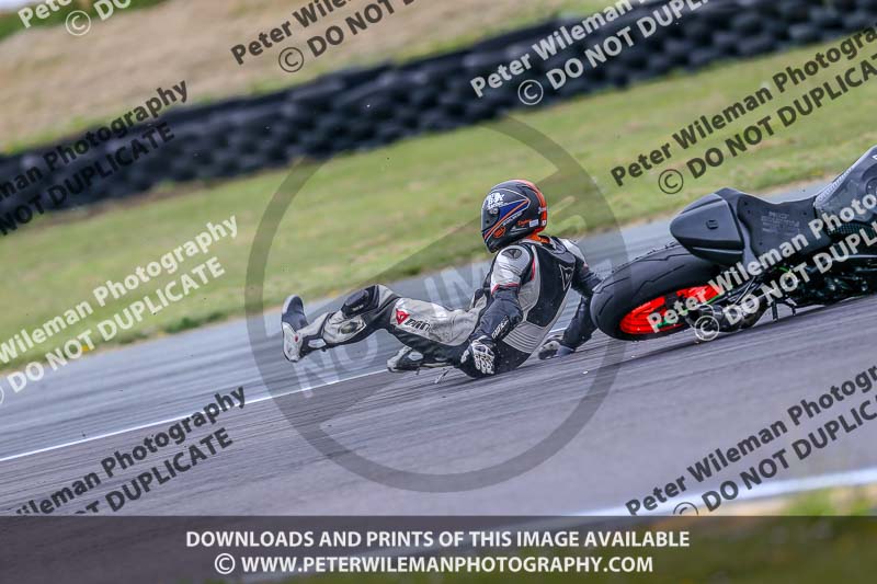 PJM Photography;anglesey no limits trackday;anglesey photographs;anglesey trackday photographs;enduro digital images;event digital images;eventdigitalimages;no limits trackdays;peter wileman photography;racing digital images;trac mon;trackday digital images;trackday photos;ty croes