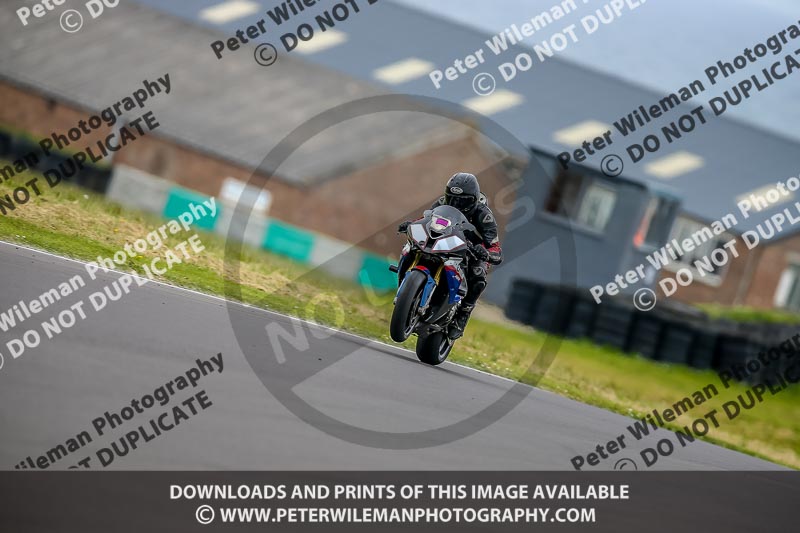 PJM Photography;anglesey no limits trackday;anglesey photographs;anglesey trackday photographs;enduro digital images;event digital images;eventdigitalimages;no limits trackdays;peter wileman photography;racing digital images;trac mon;trackday digital images;trackday photos;ty croes