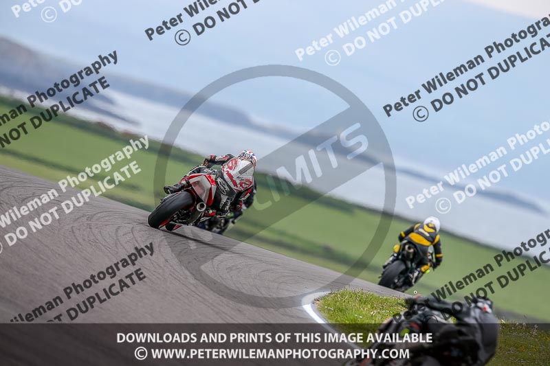 PJM Photography;anglesey no limits trackday;anglesey photographs;anglesey trackday photographs;enduro digital images;event digital images;eventdigitalimages;no limits trackdays;peter wileman photography;racing digital images;trac mon;trackday digital images;trackday photos;ty croes