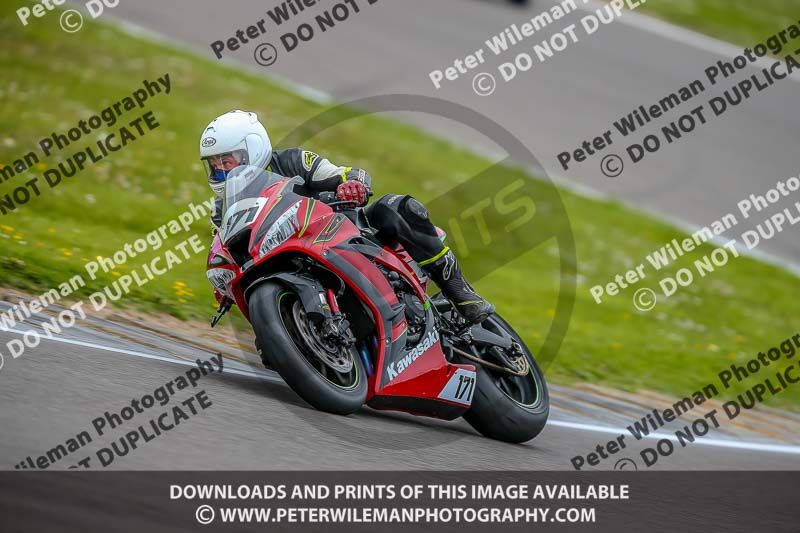 PJM Photography;anglesey no limits trackday;anglesey photographs;anglesey trackday photographs;enduro digital images;event digital images;eventdigitalimages;no limits trackdays;peter wileman photography;racing digital images;trac mon;trackday digital images;trackday photos;ty croes