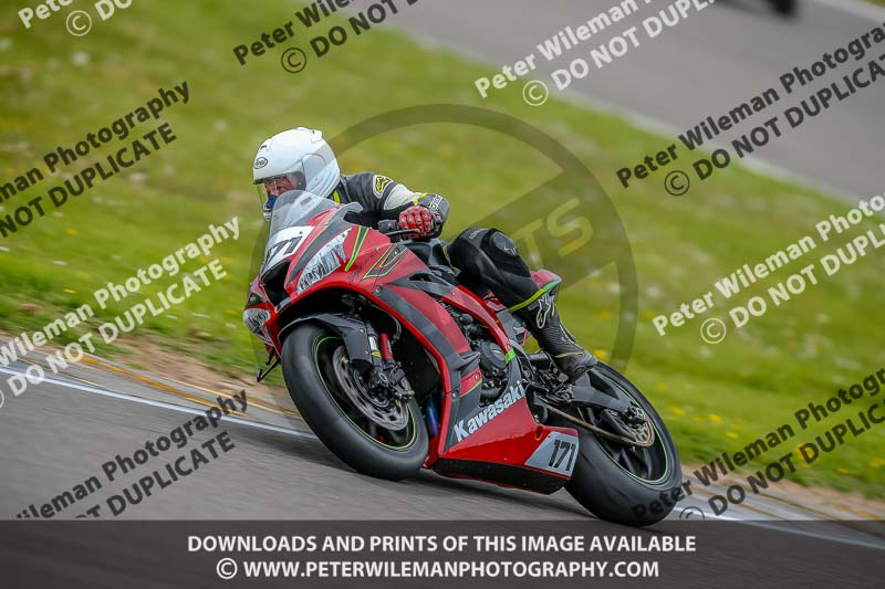 PJM Photography;anglesey no limits trackday;anglesey photographs;anglesey trackday photographs;enduro digital images;event digital images;eventdigitalimages;no limits trackdays;peter wileman photography;racing digital images;trac mon;trackday digital images;trackday photos;ty croes