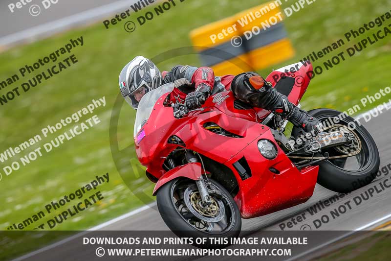 PJM Photography;anglesey no limits trackday;anglesey photographs;anglesey trackday photographs;enduro digital images;event digital images;eventdigitalimages;no limits trackdays;peter wileman photography;racing digital images;trac mon;trackday digital images;trackday photos;ty croes