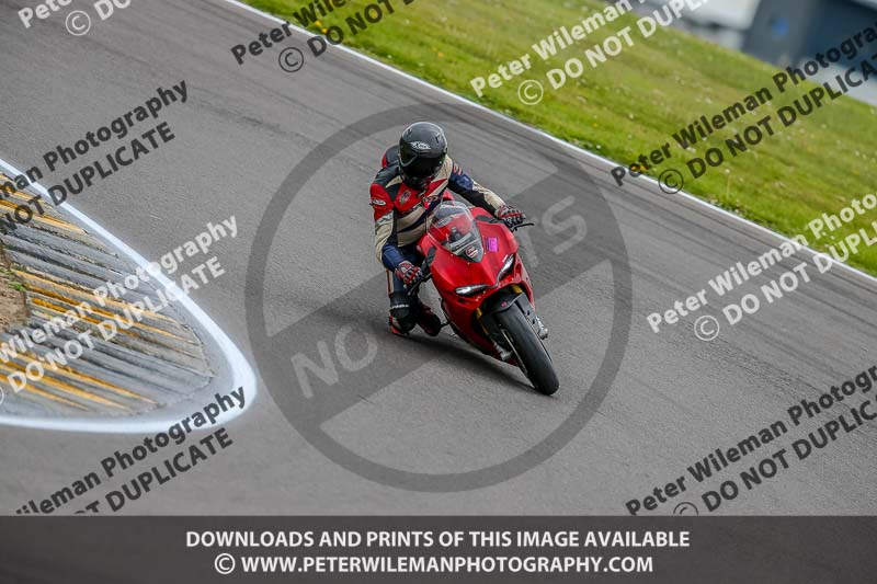 PJM Photography;anglesey no limits trackday;anglesey photographs;anglesey trackday photographs;enduro digital images;event digital images;eventdigitalimages;no limits trackdays;peter wileman photography;racing digital images;trac mon;trackday digital images;trackday photos;ty croes