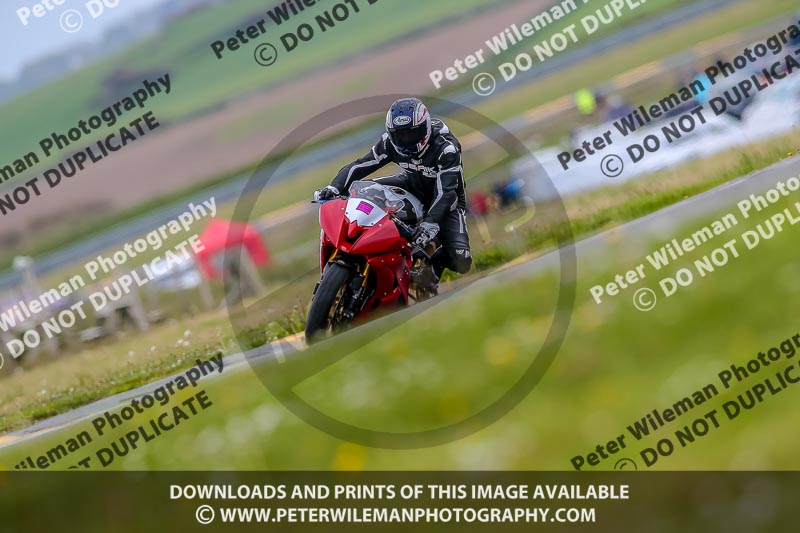 PJM Photography;anglesey no limits trackday;anglesey photographs;anglesey trackday photographs;enduro digital images;event digital images;eventdigitalimages;no limits trackdays;peter wileman photography;racing digital images;trac mon;trackday digital images;trackday photos;ty croes