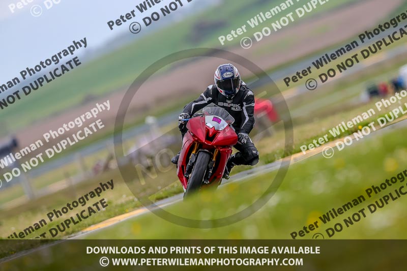 PJM Photography;anglesey no limits trackday;anglesey photographs;anglesey trackday photographs;enduro digital images;event digital images;eventdigitalimages;no limits trackdays;peter wileman photography;racing digital images;trac mon;trackday digital images;trackday photos;ty croes