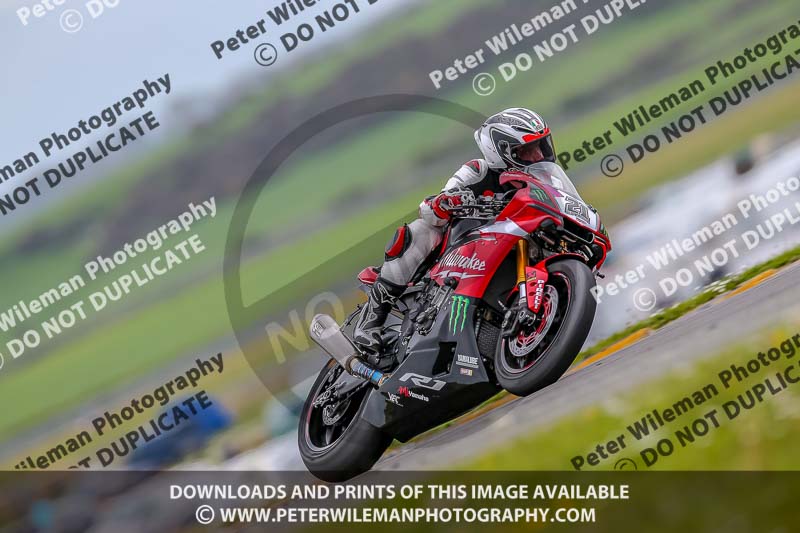 PJM Photography;anglesey no limits trackday;anglesey photographs;anglesey trackday photographs;enduro digital images;event digital images;eventdigitalimages;no limits trackdays;peter wileman photography;racing digital images;trac mon;trackday digital images;trackday photos;ty croes