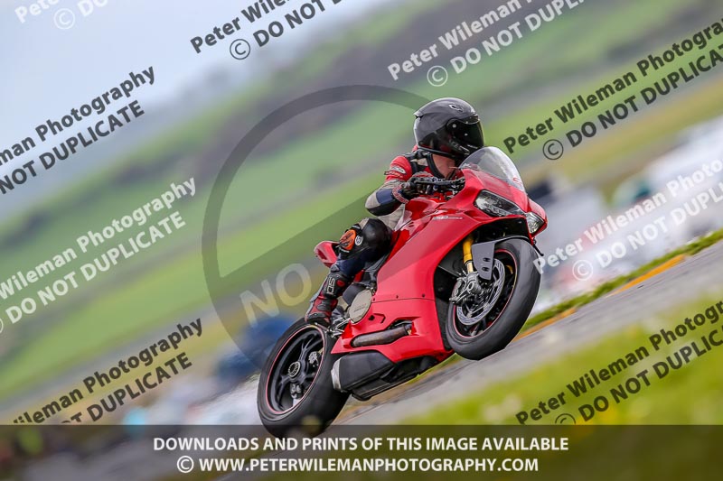 PJM Photography;anglesey no limits trackday;anglesey photographs;anglesey trackday photographs;enduro digital images;event digital images;eventdigitalimages;no limits trackdays;peter wileman photography;racing digital images;trac mon;trackday digital images;trackday photos;ty croes