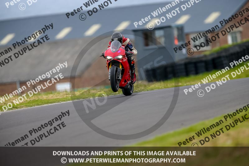 PJM Photography;anglesey no limits trackday;anglesey photographs;anglesey trackday photographs;enduro digital images;event digital images;eventdigitalimages;no limits trackdays;peter wileman photography;racing digital images;trac mon;trackday digital images;trackday photos;ty croes