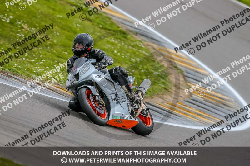 PJM Photography;anglesey no limits trackday;anglesey photographs;anglesey trackday photographs;enduro digital images;event digital images;eventdigitalimages;no limits trackdays;peter wileman photography;racing digital images;trac mon;trackday digital images;trackday photos;ty croes