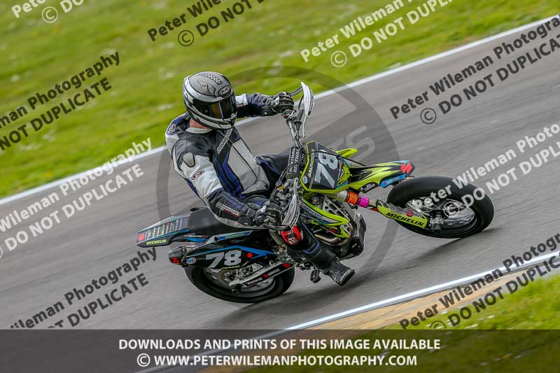 PJM Photography;anglesey no limits trackday;anglesey photographs;anglesey trackday photographs;enduro digital images;event digital images;eventdigitalimages;no limits trackdays;peter wileman photography;racing digital images;trac mon;trackday digital images;trackday photos;ty croes