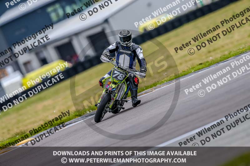 PJM Photography;anglesey no limits trackday;anglesey photographs;anglesey trackday photographs;enduro digital images;event digital images;eventdigitalimages;no limits trackdays;peter wileman photography;racing digital images;trac mon;trackday digital images;trackday photos;ty croes