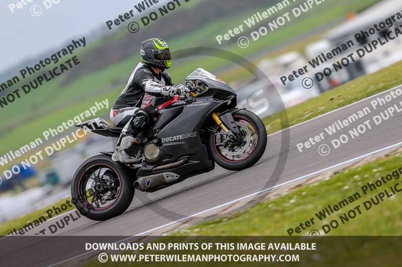 PJM Photography;anglesey no limits trackday;anglesey photographs;anglesey trackday photographs;enduro digital images;event digital images;eventdigitalimages;no limits trackdays;peter wileman photography;racing digital images;trac mon;trackday digital images;trackday photos;ty croes