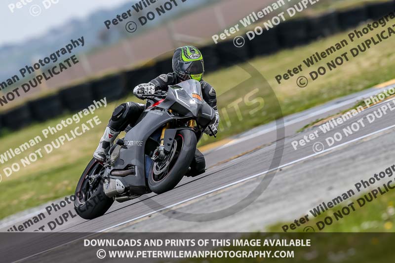 PJM Photography;anglesey no limits trackday;anglesey photographs;anglesey trackday photographs;enduro digital images;event digital images;eventdigitalimages;no limits trackdays;peter wileman photography;racing digital images;trac mon;trackday digital images;trackday photos;ty croes