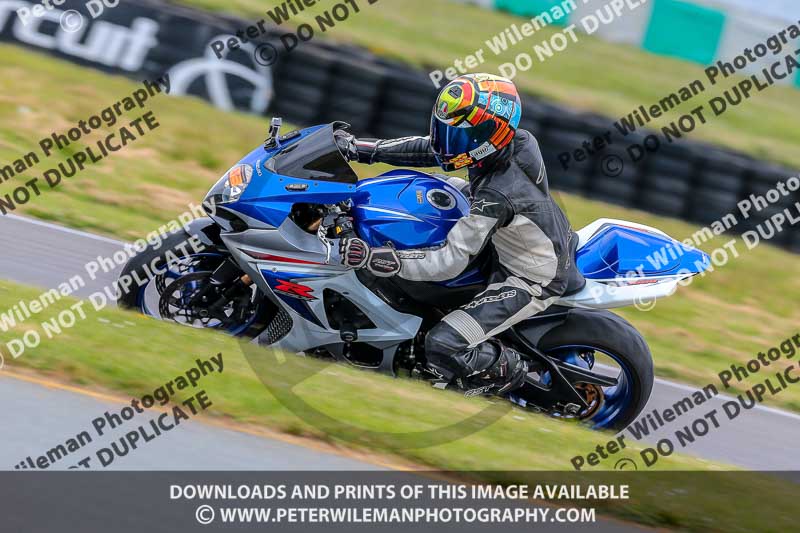 PJM Photography;anglesey no limits trackday;anglesey photographs;anglesey trackday photographs;enduro digital images;event digital images;eventdigitalimages;no limits trackdays;peter wileman photography;racing digital images;trac mon;trackday digital images;trackday photos;ty croes