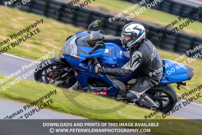 PJM Photography;anglesey no limits trackday;anglesey photographs;anglesey trackday photographs;enduro digital images;event digital images;eventdigitalimages;no limits trackdays;peter wileman photography;racing digital images;trac mon;trackday digital images;trackday photos;ty croes