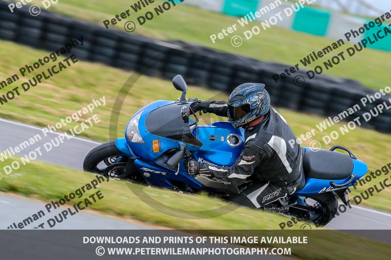 PJM Photography;anglesey no limits trackday;anglesey photographs;anglesey trackday photographs;enduro digital images;event digital images;eventdigitalimages;no limits trackdays;peter wileman photography;racing digital images;trac mon;trackday digital images;trackday photos;ty croes