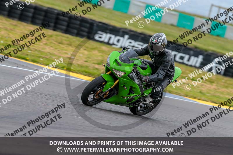 PJM Photography;anglesey no limits trackday;anglesey photographs;anglesey trackday photographs;enduro digital images;event digital images;eventdigitalimages;no limits trackdays;peter wileman photography;racing digital images;trac mon;trackday digital images;trackday photos;ty croes