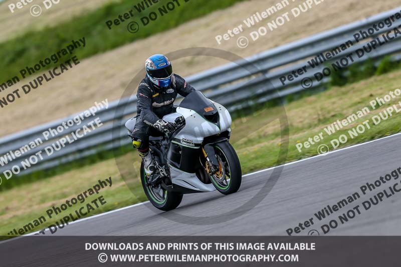 PJM Photography;anglesey no limits trackday;anglesey photographs;anglesey trackday photographs;enduro digital images;event digital images;eventdigitalimages;no limits trackdays;peter wileman photography;racing digital images;trac mon;trackday digital images;trackday photos;ty croes