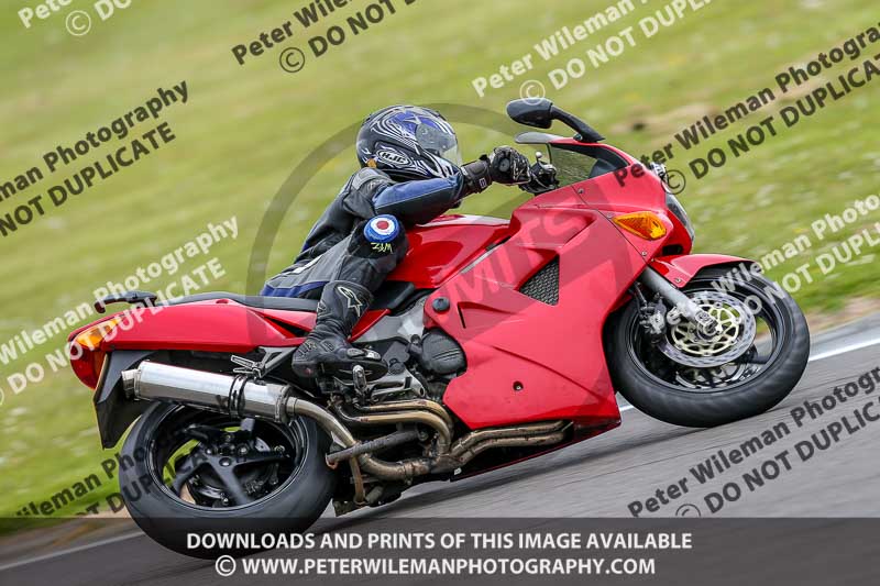 PJM Photography;anglesey no limits trackday;anglesey photographs;anglesey trackday photographs;enduro digital images;event digital images;eventdigitalimages;no limits trackdays;peter wileman photography;racing digital images;trac mon;trackday digital images;trackday photos;ty croes