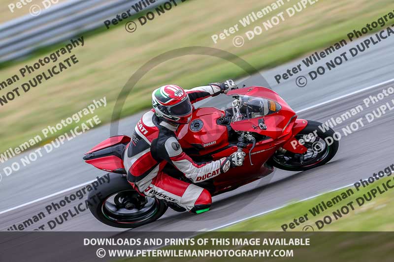 PJM Photography;anglesey no limits trackday;anglesey photographs;anglesey trackday photographs;enduro digital images;event digital images;eventdigitalimages;no limits trackdays;peter wileman photography;racing digital images;trac mon;trackday digital images;trackday photos;ty croes