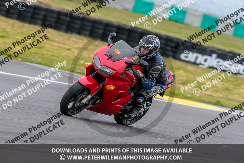 PJM Photography;anglesey no limits trackday;anglesey photographs;anglesey trackday photographs;enduro digital images;event digital images;eventdigitalimages;no limits trackdays;peter wileman photography;racing digital images;trac mon;trackday digital images;trackday photos;ty croes