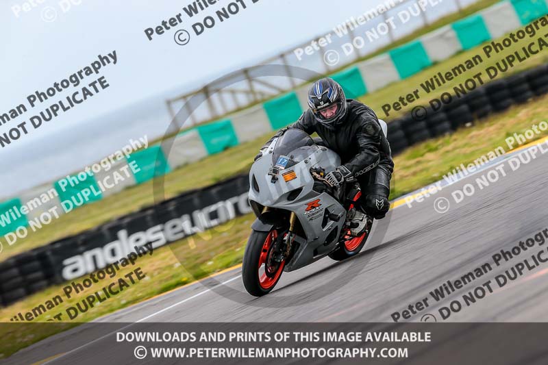 PJM Photography;anglesey no limits trackday;anglesey photographs;anglesey trackday photographs;enduro digital images;event digital images;eventdigitalimages;no limits trackdays;peter wileman photography;racing digital images;trac mon;trackday digital images;trackday photos;ty croes