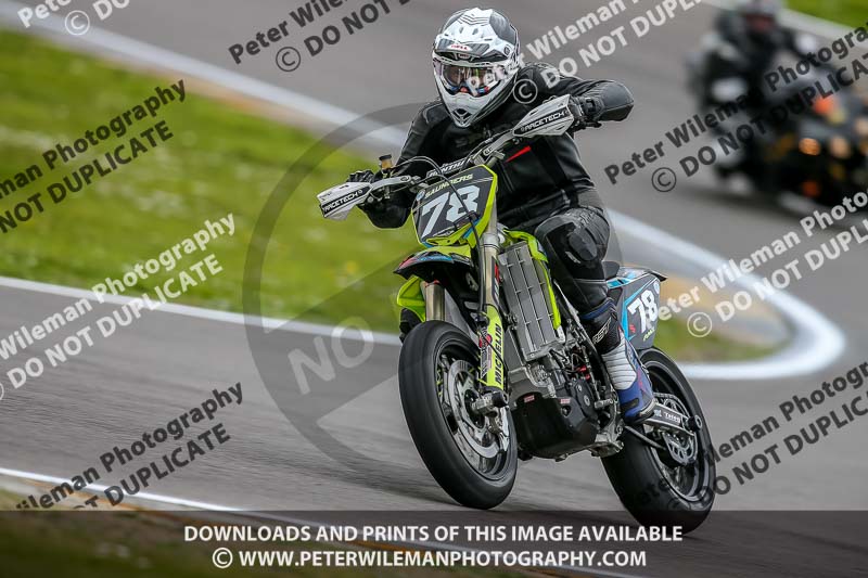 PJM Photography;anglesey no limits trackday;anglesey photographs;anglesey trackday photographs;enduro digital images;event digital images;eventdigitalimages;no limits trackdays;peter wileman photography;racing digital images;trac mon;trackday digital images;trackday photos;ty croes