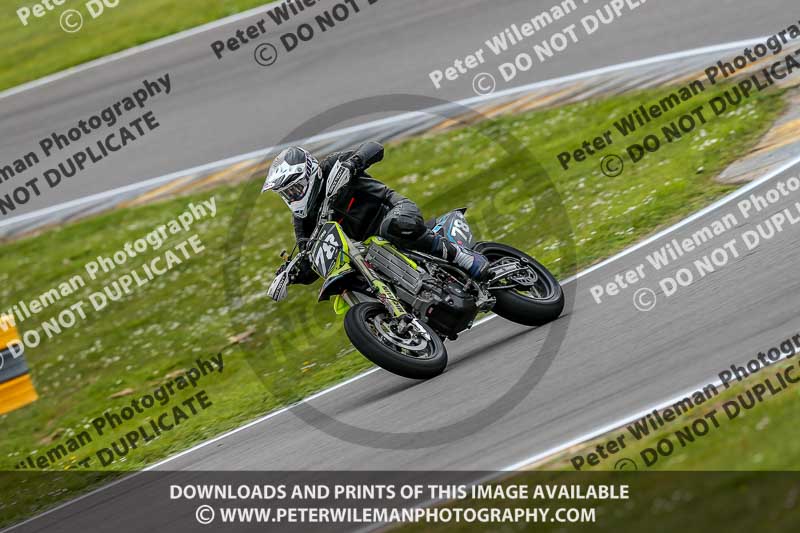 PJM Photography;anglesey no limits trackday;anglesey photographs;anglesey trackday photographs;enduro digital images;event digital images;eventdigitalimages;no limits trackdays;peter wileman photography;racing digital images;trac mon;trackday digital images;trackday photos;ty croes