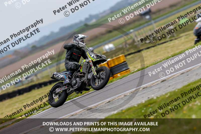 PJM Photography;anglesey no limits trackday;anglesey photographs;anglesey trackday photographs;enduro digital images;event digital images;eventdigitalimages;no limits trackdays;peter wileman photography;racing digital images;trac mon;trackday digital images;trackday photos;ty croes