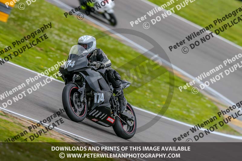 PJM Photography;anglesey no limits trackday;anglesey photographs;anglesey trackday photographs;enduro digital images;event digital images;eventdigitalimages;no limits trackdays;peter wileman photography;racing digital images;trac mon;trackday digital images;trackday photos;ty croes