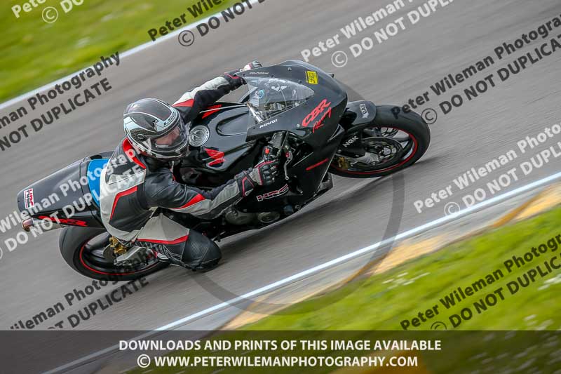 PJM Photography;anglesey no limits trackday;anglesey photographs;anglesey trackday photographs;enduro digital images;event digital images;eventdigitalimages;no limits trackdays;peter wileman photography;racing digital images;trac mon;trackday digital images;trackday photos;ty croes