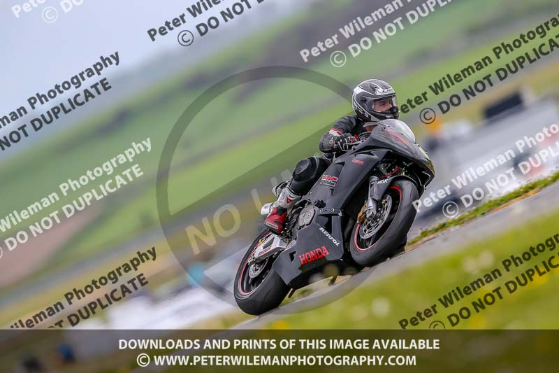 PJM Photography;anglesey no limits trackday;anglesey photographs;anglesey trackday photographs;enduro digital images;event digital images;eventdigitalimages;no limits trackdays;peter wileman photography;racing digital images;trac mon;trackday digital images;trackday photos;ty croes