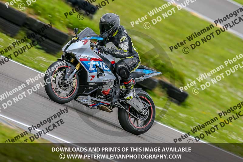 PJM Photography;anglesey no limits trackday;anglesey photographs;anglesey trackday photographs;enduro digital images;event digital images;eventdigitalimages;no limits trackdays;peter wileman photography;racing digital images;trac mon;trackday digital images;trackday photos;ty croes