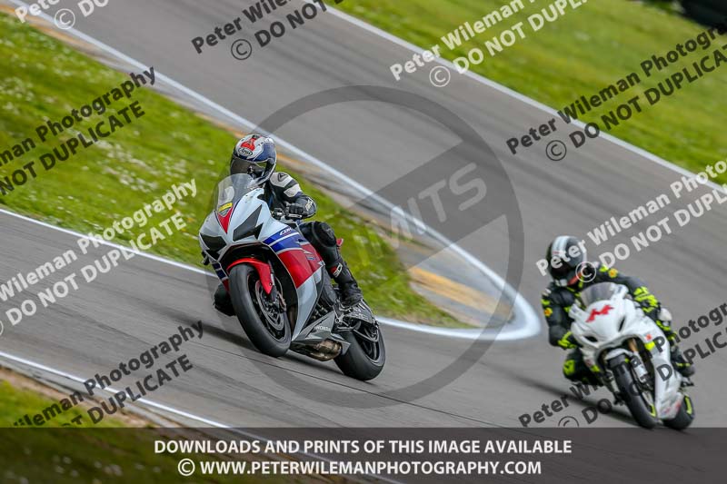 PJM Photography;anglesey no limits trackday;anglesey photographs;anglesey trackday photographs;enduro digital images;event digital images;eventdigitalimages;no limits trackdays;peter wileman photography;racing digital images;trac mon;trackday digital images;trackday photos;ty croes