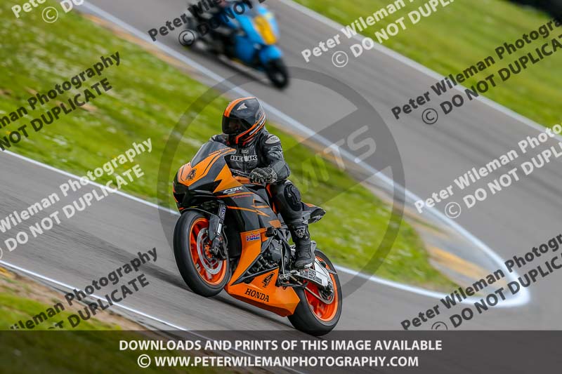 PJM Photography;anglesey no limits trackday;anglesey photographs;anglesey trackday photographs;enduro digital images;event digital images;eventdigitalimages;no limits trackdays;peter wileman photography;racing digital images;trac mon;trackday digital images;trackday photos;ty croes