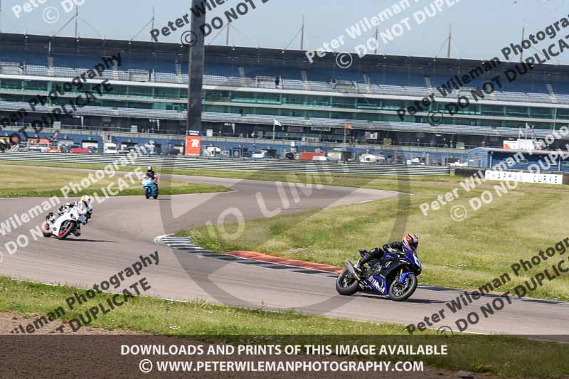 Rockingham no limits trackday;enduro digital images;event digital images;eventdigitalimages;no limits trackdays;peter wileman photography;racing digital images;rockingham raceway northamptonshire;rockingham trackday photographs;trackday digital images;trackday photos