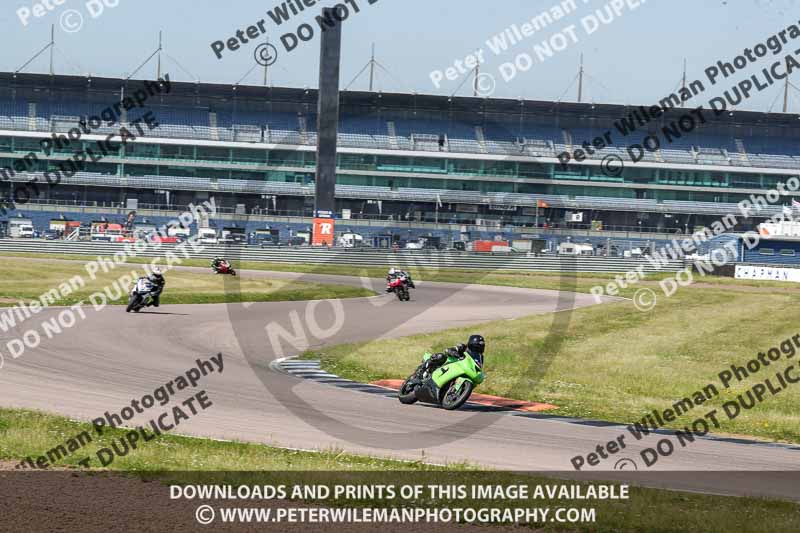 Rockingham no limits trackday;enduro digital images;event digital images;eventdigitalimages;no limits trackdays;peter wileman photography;racing digital images;rockingham raceway northamptonshire;rockingham trackday photographs;trackday digital images;trackday photos