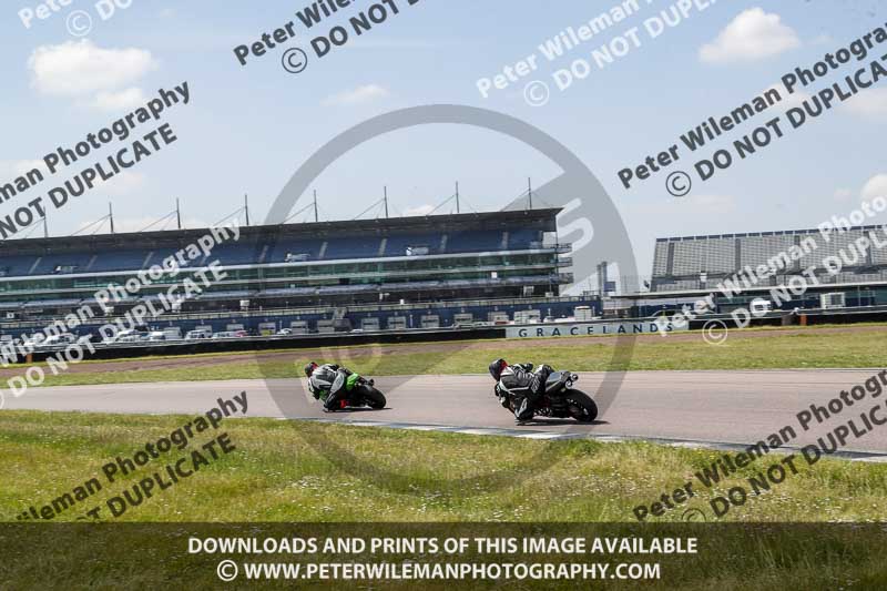 Rockingham no limits trackday;enduro digital images;event digital images;eventdigitalimages;no limits trackdays;peter wileman photography;racing digital images;rockingham raceway northamptonshire;rockingham trackday photographs;trackday digital images;trackday photos