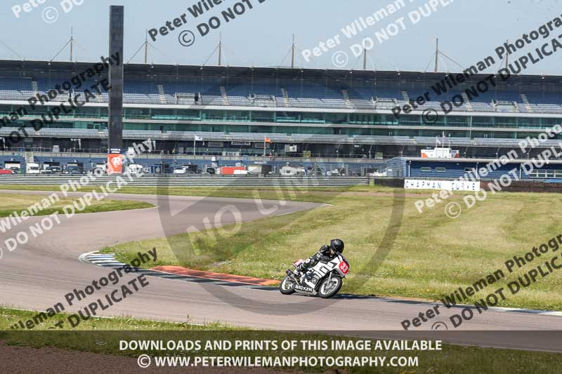 Rockingham no limits trackday;enduro digital images;event digital images;eventdigitalimages;no limits trackdays;peter wileman photography;racing digital images;rockingham raceway northamptonshire;rockingham trackday photographs;trackday digital images;trackday photos