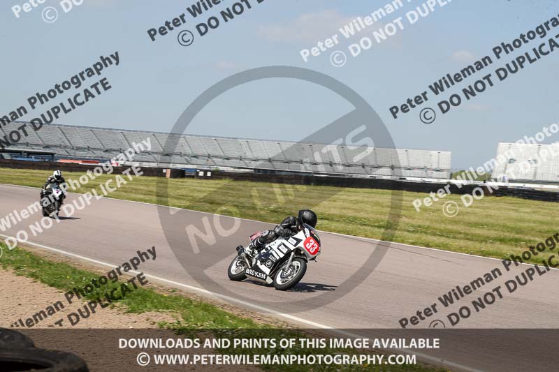 Rockingham no limits trackday;enduro digital images;event digital images;eventdigitalimages;no limits trackdays;peter wileman photography;racing digital images;rockingham raceway northamptonshire;rockingham trackday photographs;trackday digital images;trackday photos