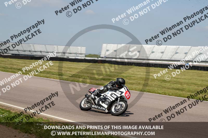 Rockingham no limits trackday;enduro digital images;event digital images;eventdigitalimages;no limits trackdays;peter wileman photography;racing digital images;rockingham raceway northamptonshire;rockingham trackday photographs;trackday digital images;trackday photos